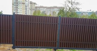 Купить распашные ворота из штакетника Усть-Кут, цена от 2715 руб.