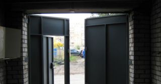 Купить гаражные ворота распашные Усть-Кут, цена от 3842 руб.